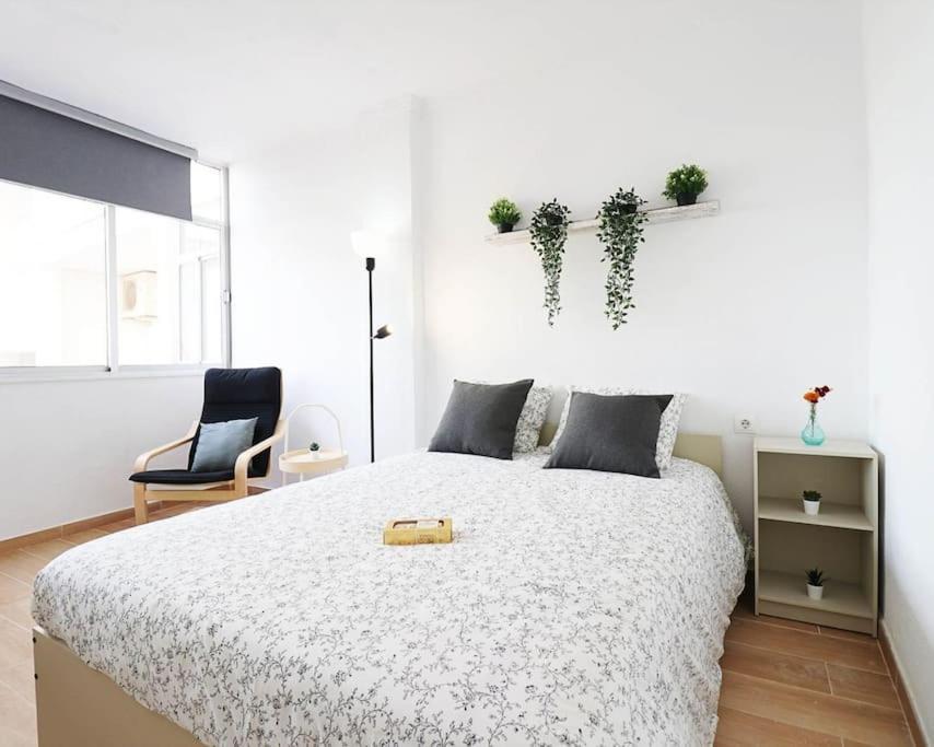 Brand New Apartment. 400 Meters Best Beach Torrevieja Esterno foto
